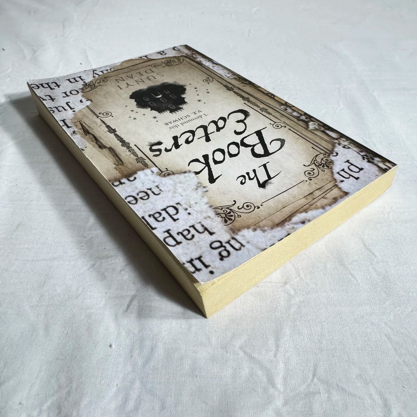 The Book Eaters - Sunyi Dean