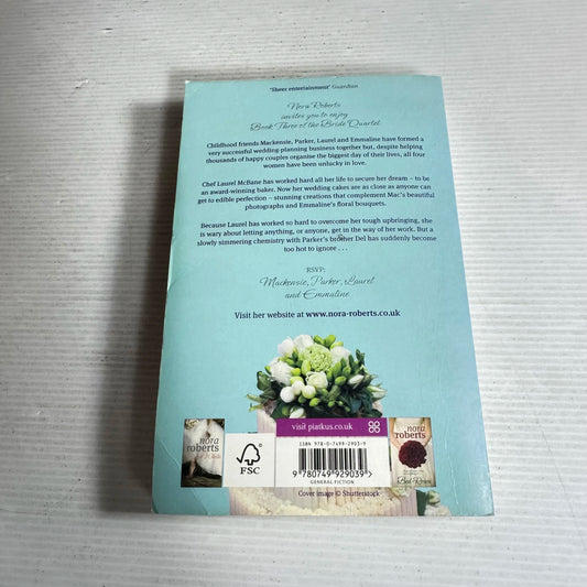 Savour The Moment - Nora Roberts