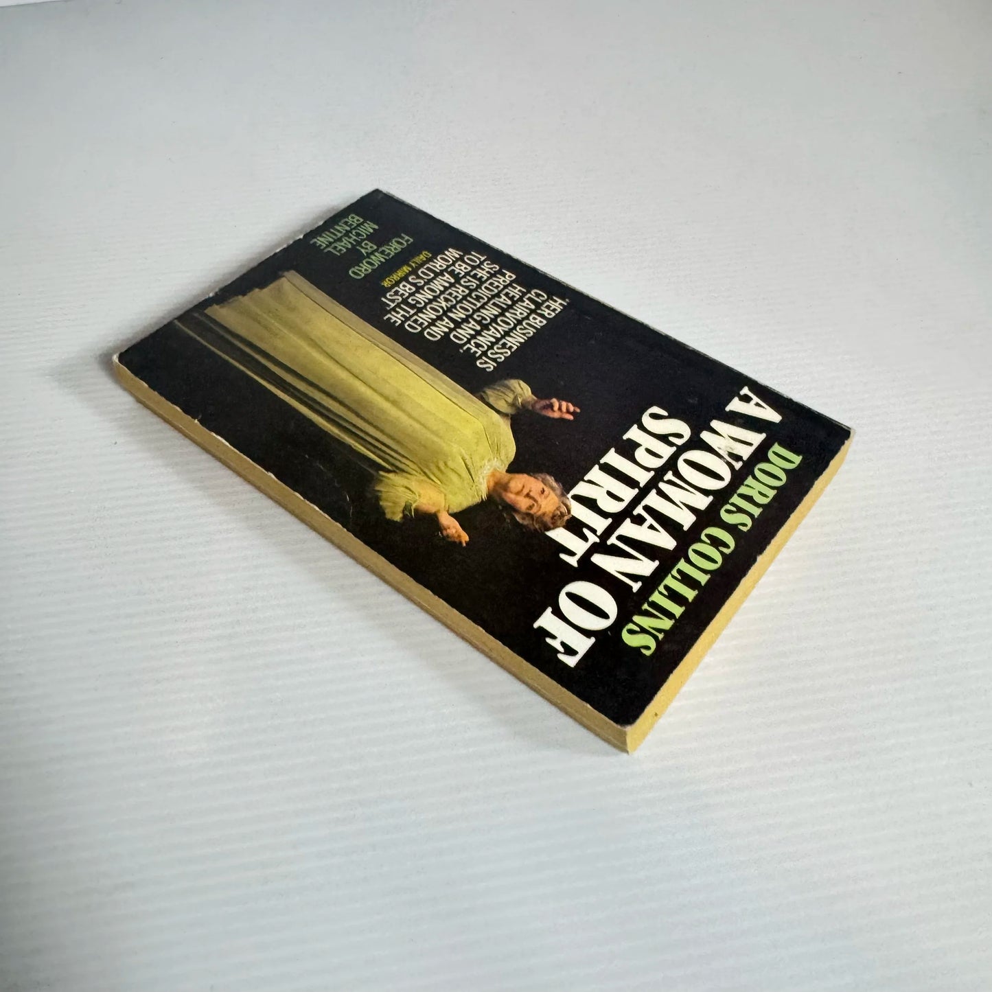 A Woman Of Spirit - Doris Collins (Vintage 1983)