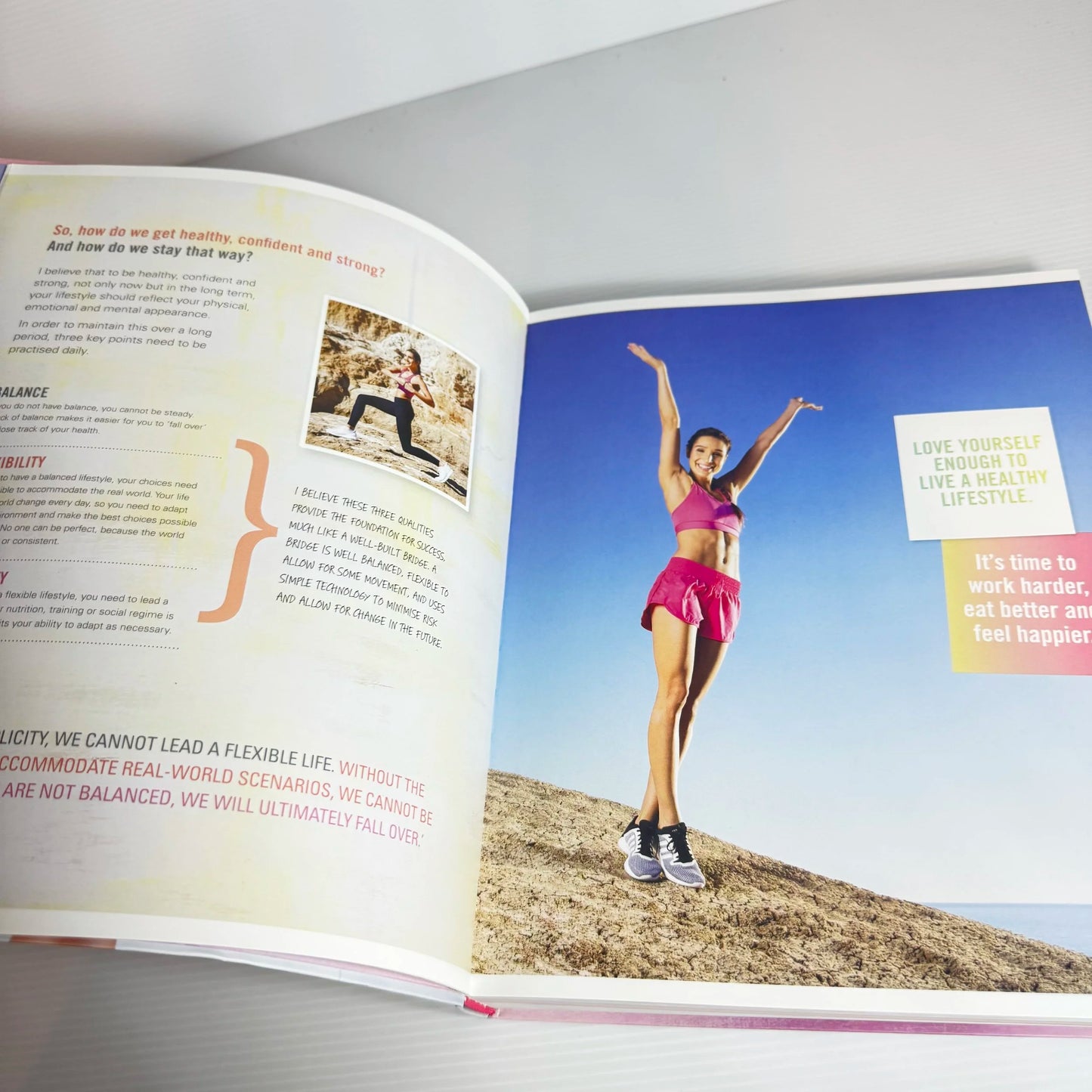 28 Day Healthy Eating & Lifestyle Guide - Kayla Itsines