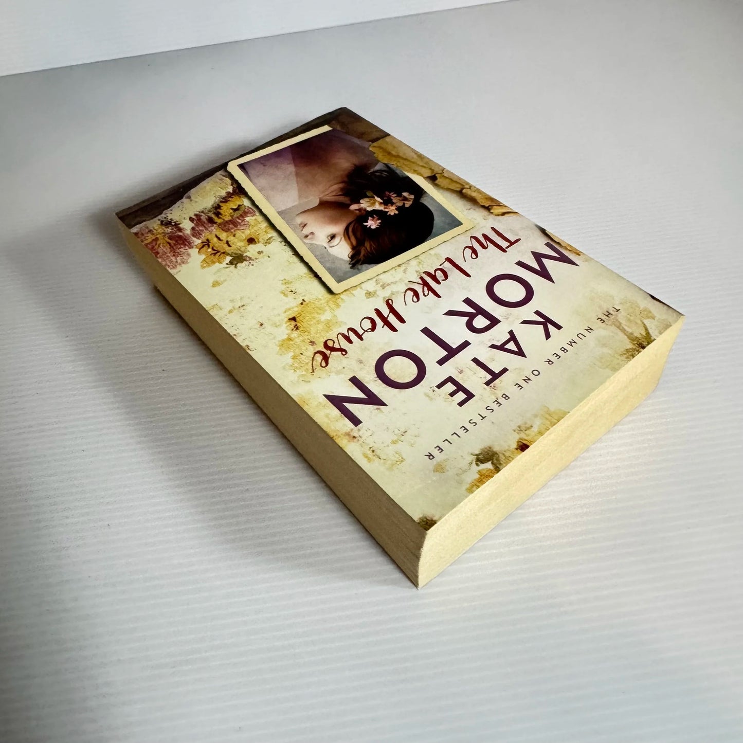 The Lakes House - Kate Morton