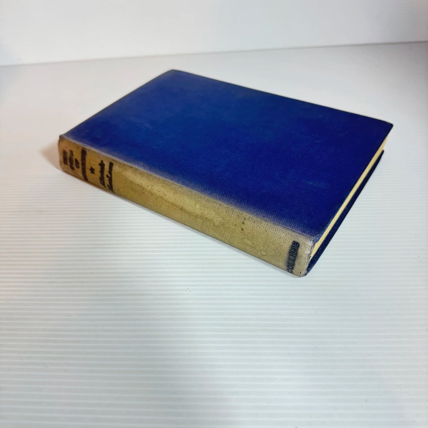 The Guns Of Navarone - Alistair MacLean (Vintage 1957 First Edition)