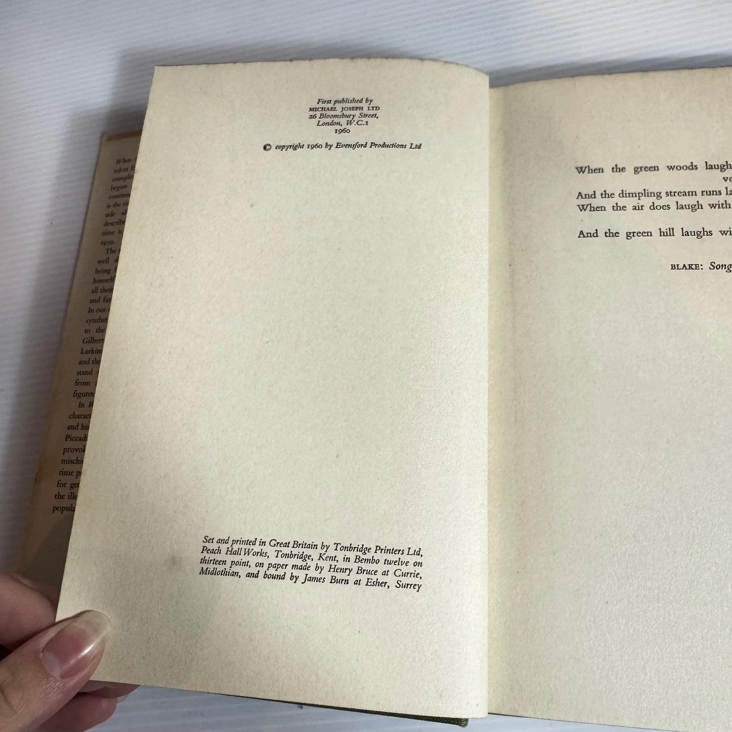 When The Green Woods Laugh - H. E. Bates (Vintage 1960 First Edition)