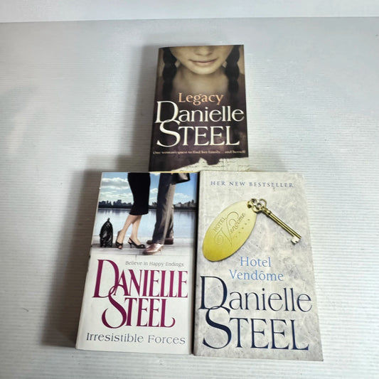 Danielle Steel Book Bundle x 3 Books : Legacy, Hotel Vendome, Irresistible Forces (581)