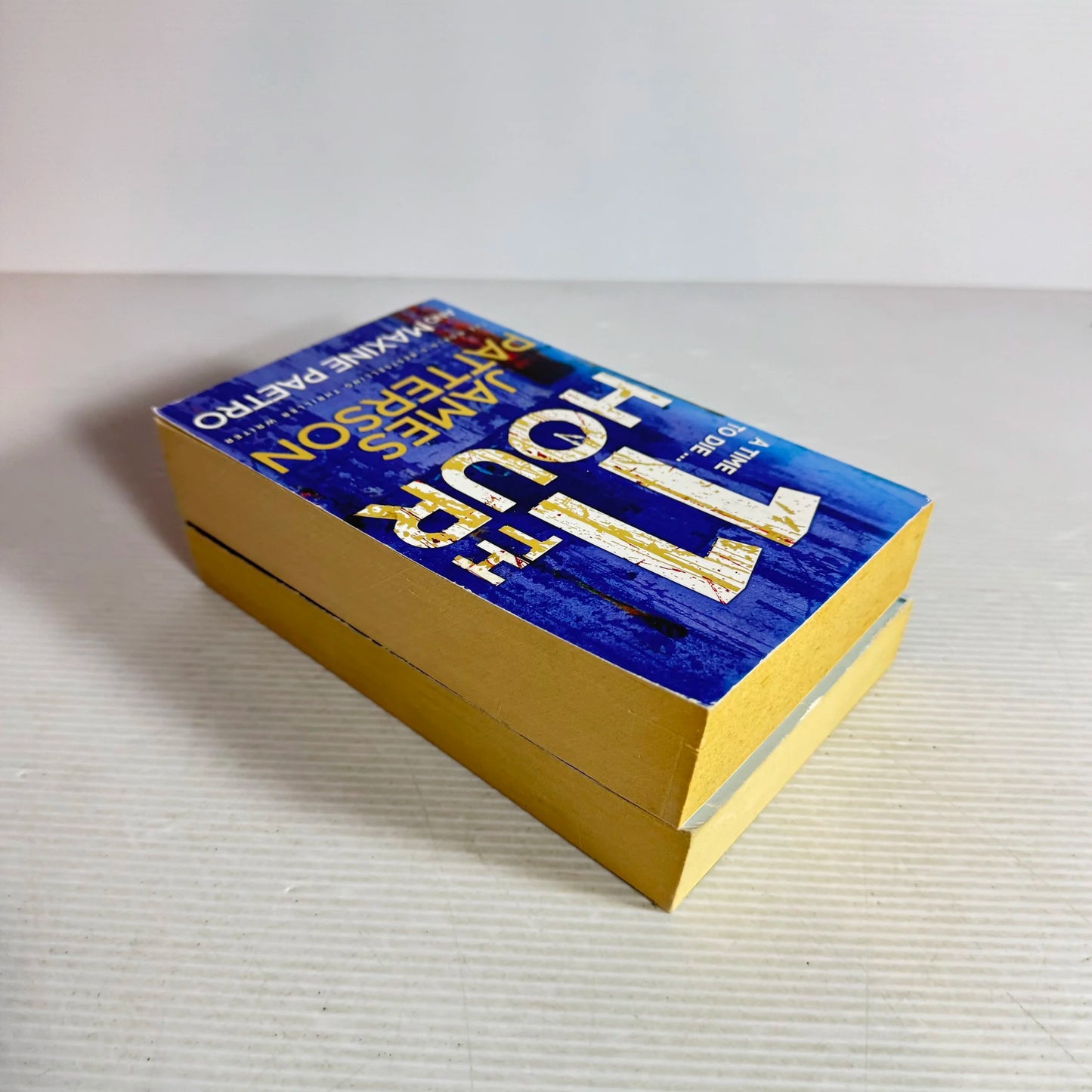 James Patterson Book Bundle x 2 Books : 3rd Degree & 11th Hour (576)