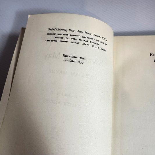 A Swarm In May - William Mayne (Vintage 1957)