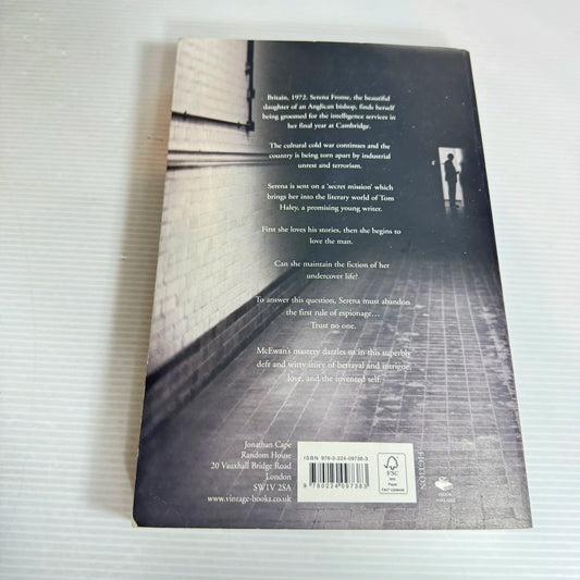 Sweet Tooth - Ian McEwan