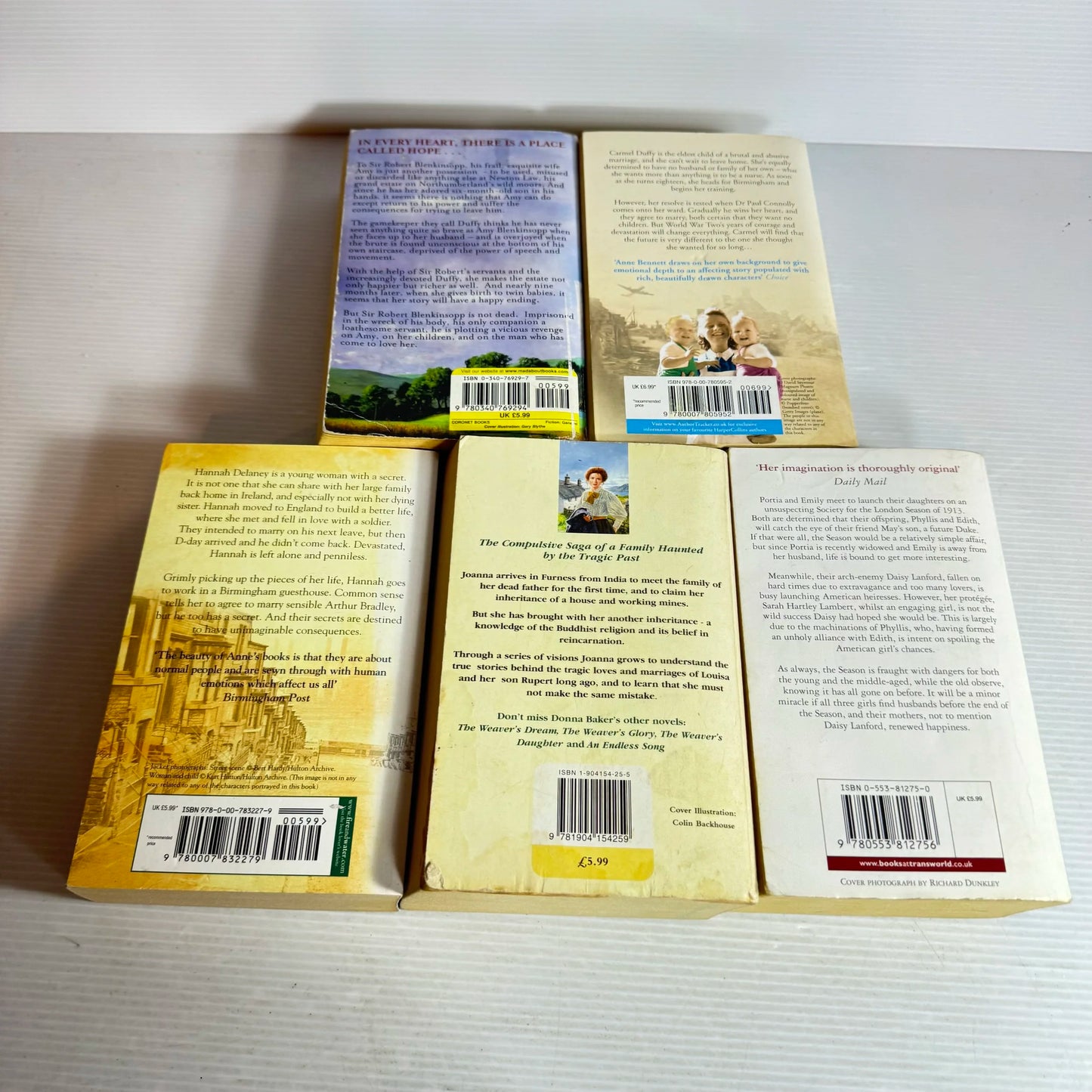 Historical Book Bundle x 5 Mixed Authors (547)