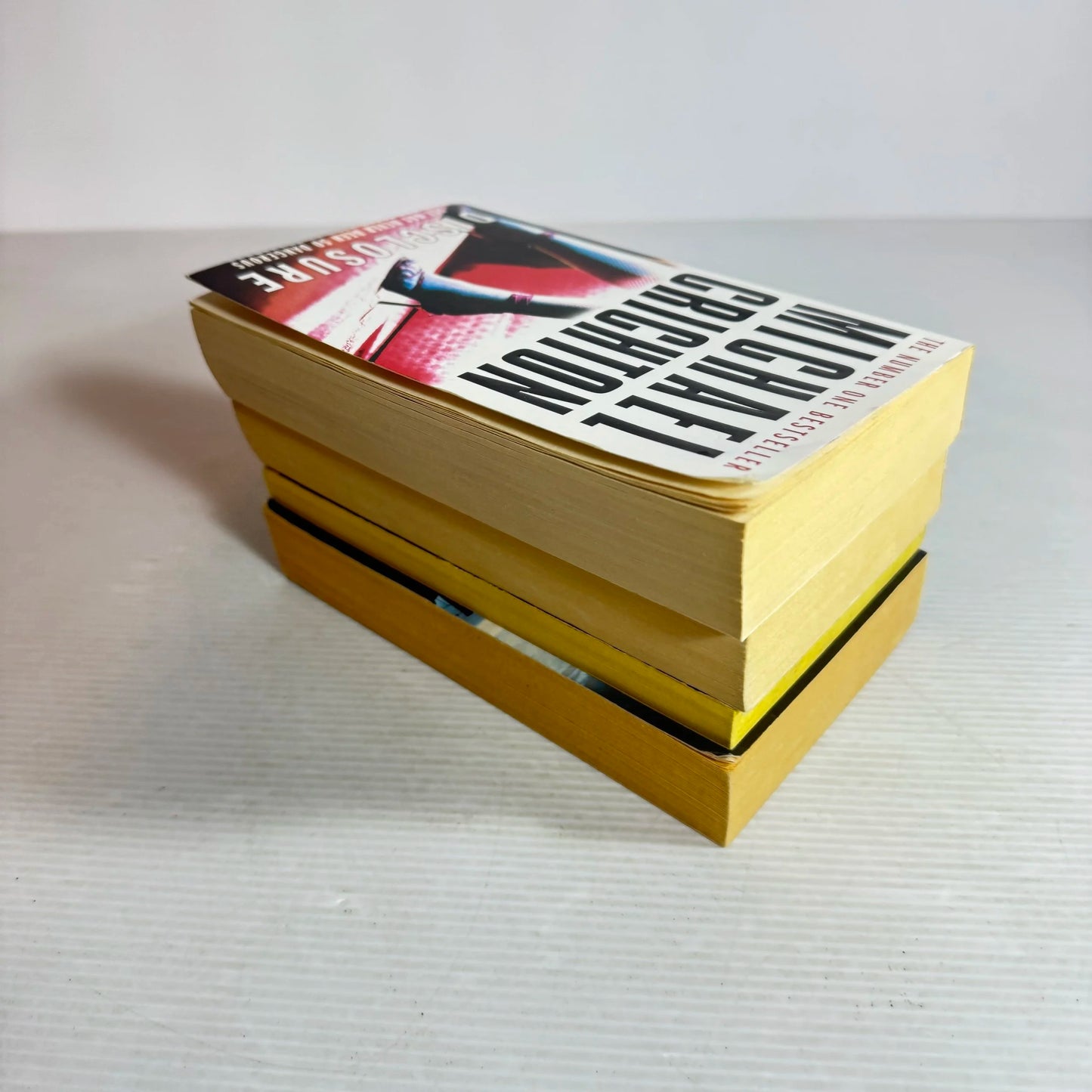 Thriller Book Bundle x 4 Books Mix Authors (544)
