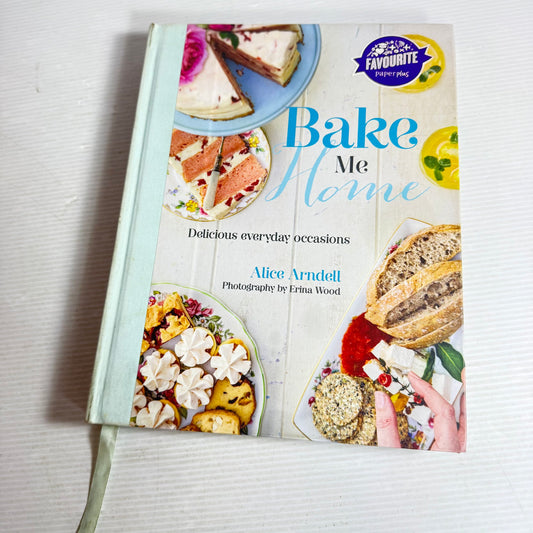 Alice Arndell Cookbook Bundle x 2 Books : Alice In Bakingland & Bake Me Home (733)