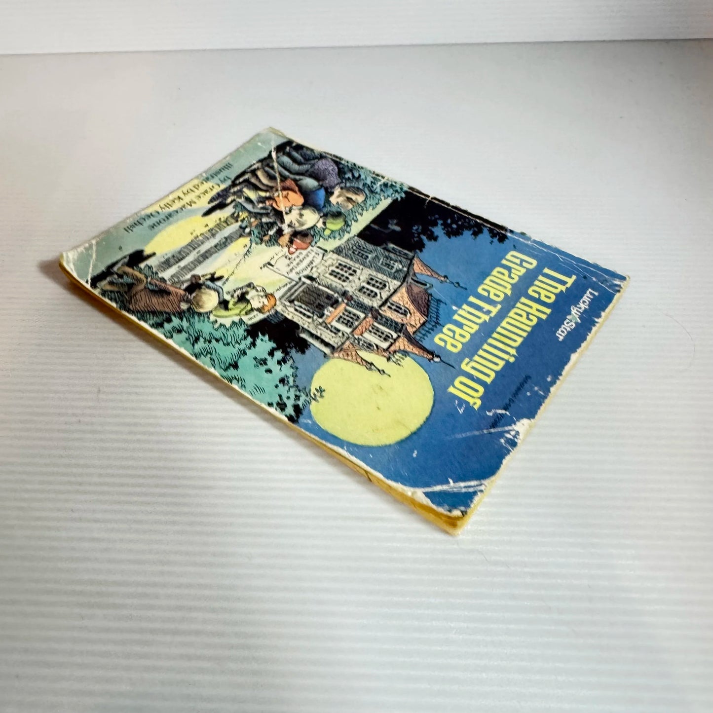 The Haunting Of Grade Three - Grace Maccarone (Vintage 1987)