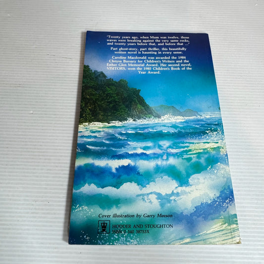 Elephant Rock - Caroline Macdonald (1983)