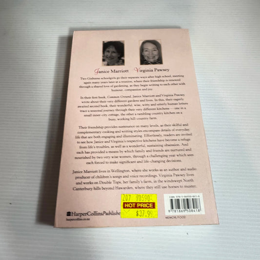 Common Table : An Uncommon Tale of Friendship and Food - Janice Marriott & Virginia Pasey