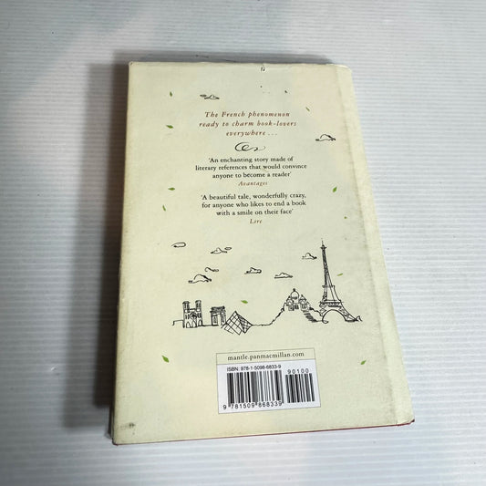 The Girl Who Read On The Metro - Christine Féret-Fleury