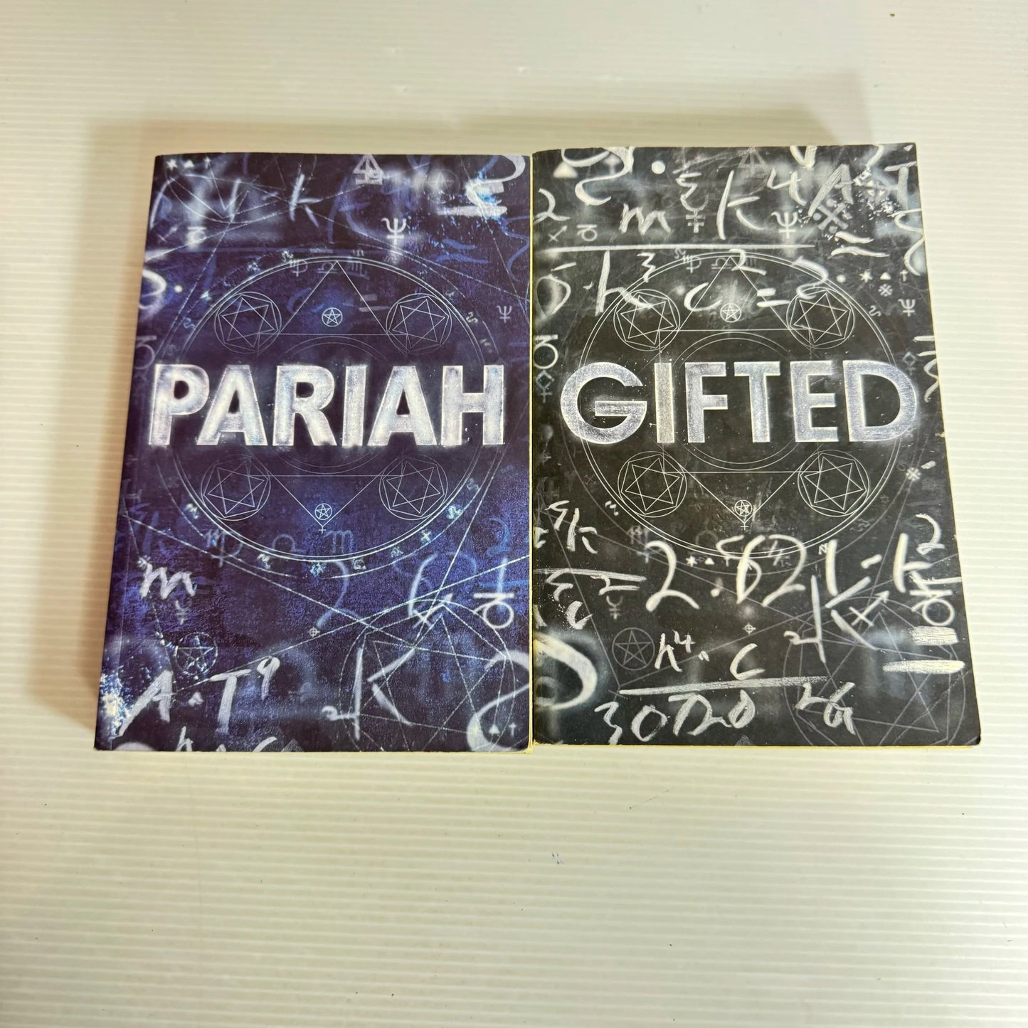 Donald Hounam Book Bundle x 2 - Gifted & Pariah
