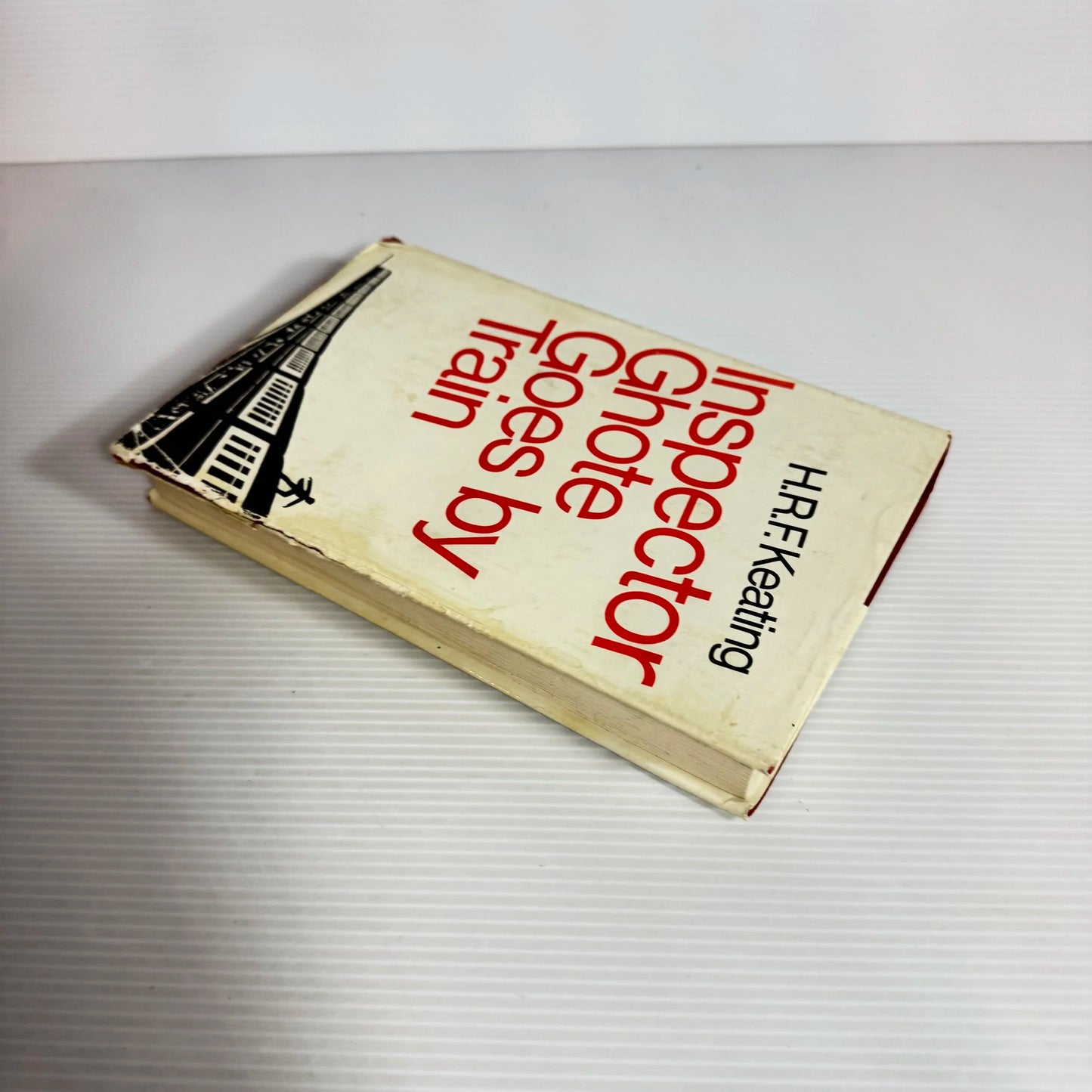 Inspector Ghote Goes By Train - H.R.F. Keating (Vintage 1973)