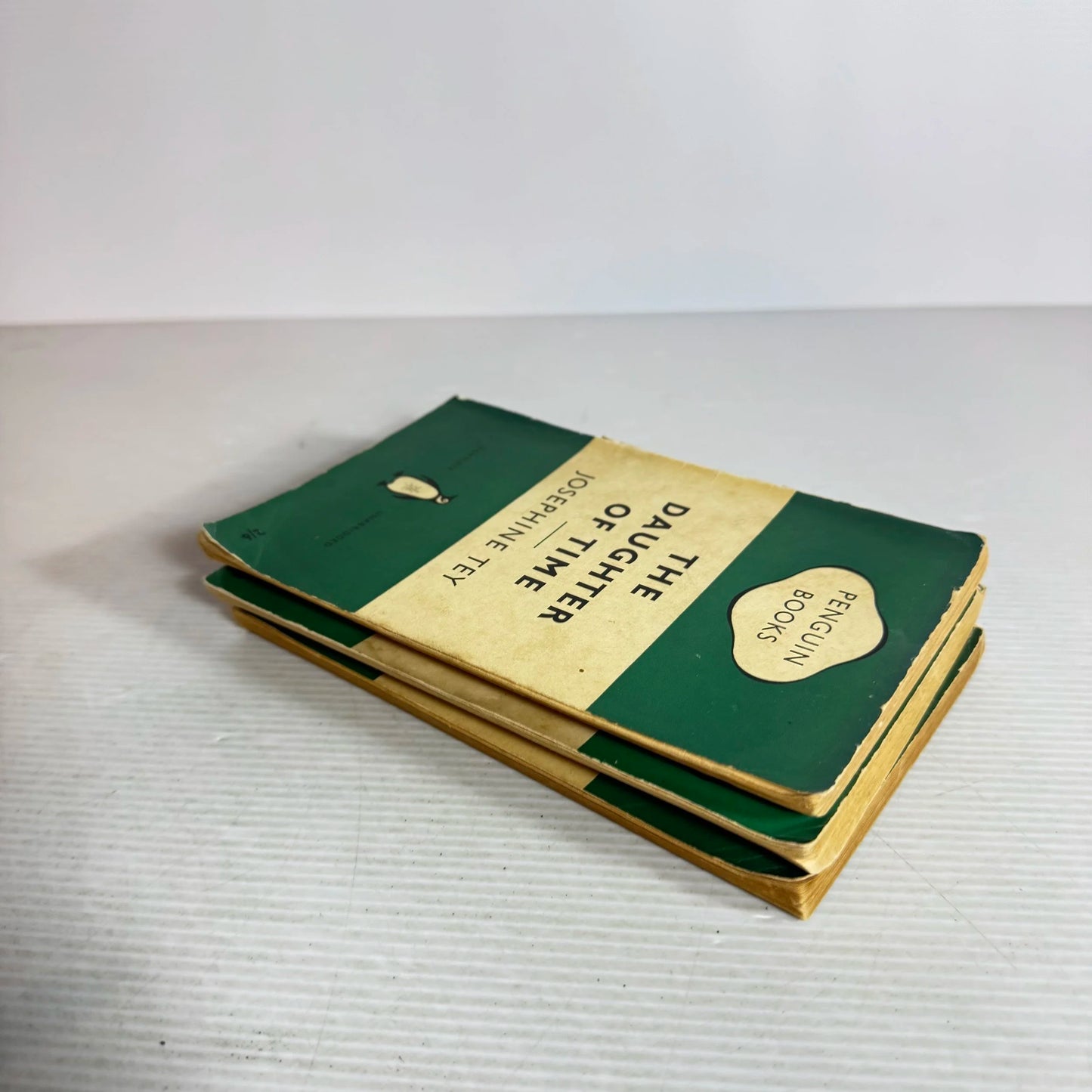 Vintage Green Penguin Crime Book Bundle x 3 Books : Holy Disorders, Death Comes as The End, Daughter of Time (1958-1960) (2035)