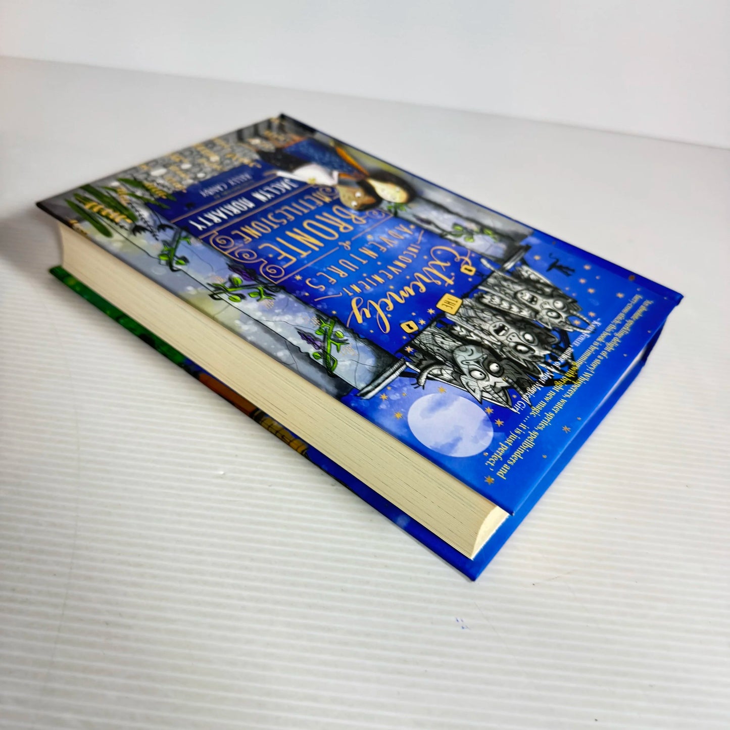 The Extremely Inconvenient Adventures Of Bronte Mettlestone - Jaclyn Moriarty