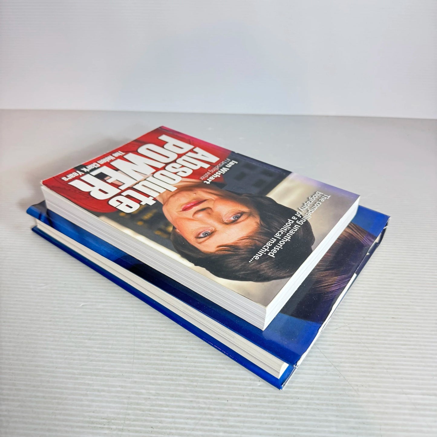 Helen Clark Book Bundle x 2 Books : Absolute Power : The Helen Clark Years by Ian Wishart & Helen : Portrait of a Prime Minister - Brian Edwards(305)