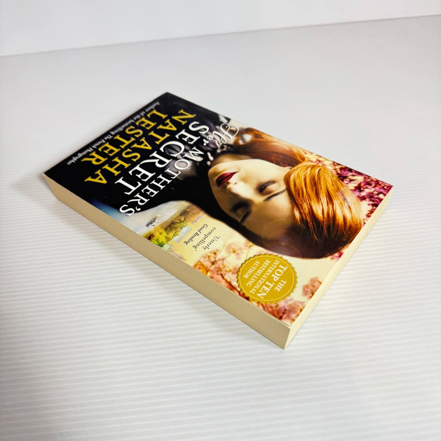Her Mother's Secret - Natasha Lester