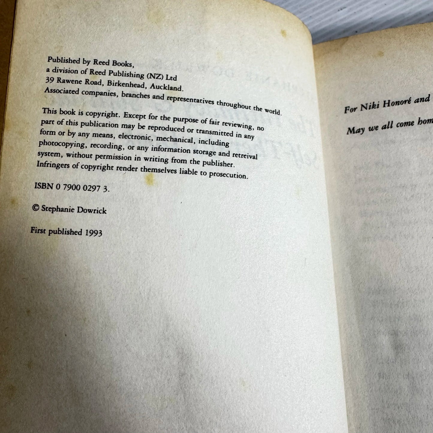 The Intimacy & Solitude Self-Therapy Book - Stephanie Dowrick (1993)