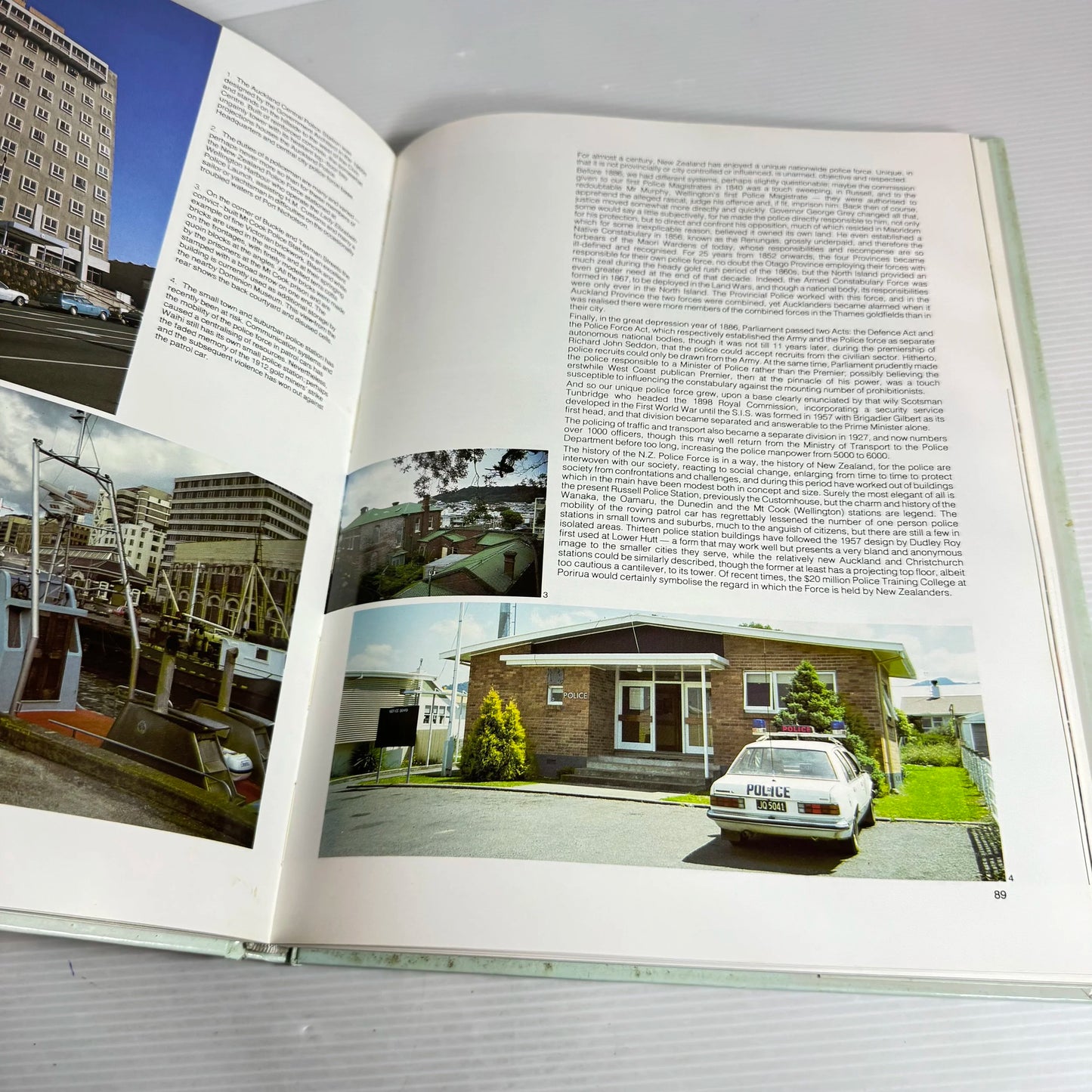 Buildings Of New Zealanders - Michael Fowler (1984)