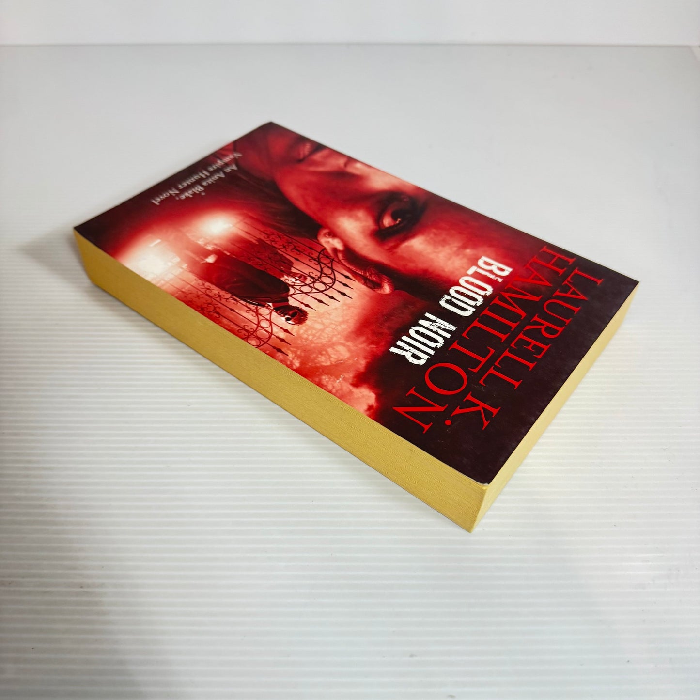 Blood Noir - Laurell K. Hamilton