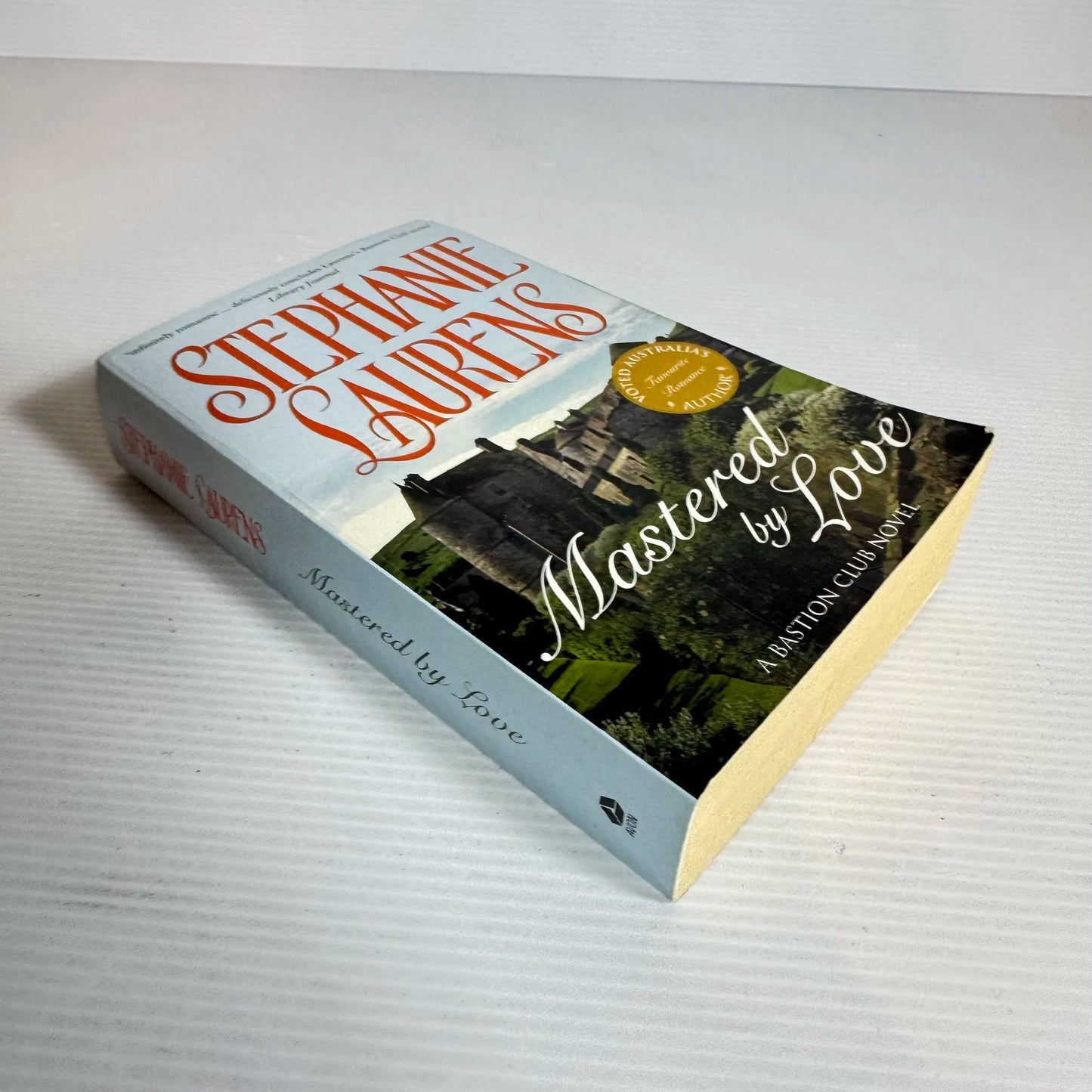 Mastered By Love - Stephanie Laurens