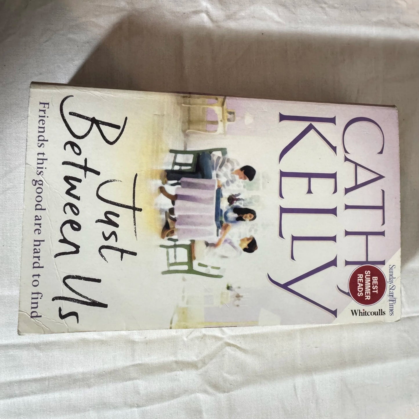 Just Between Us - Cathy Kelly