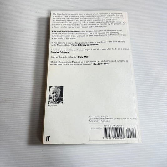 Ellie and the Shadow Man - Maurice Gee