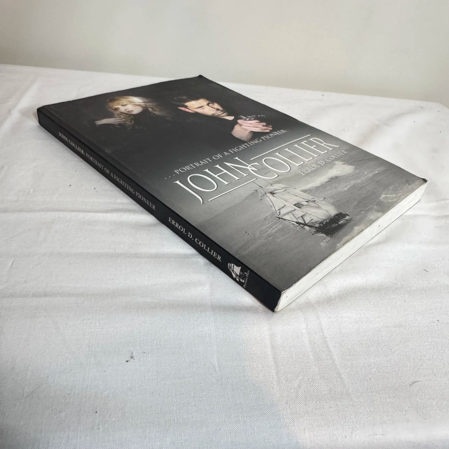 John Collier : Portrait of a Fighting Pioneer - Errol D. Collier
