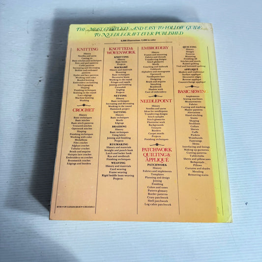 The Bantam Step-By-Step Book of Needle Craft - Judy Brittain