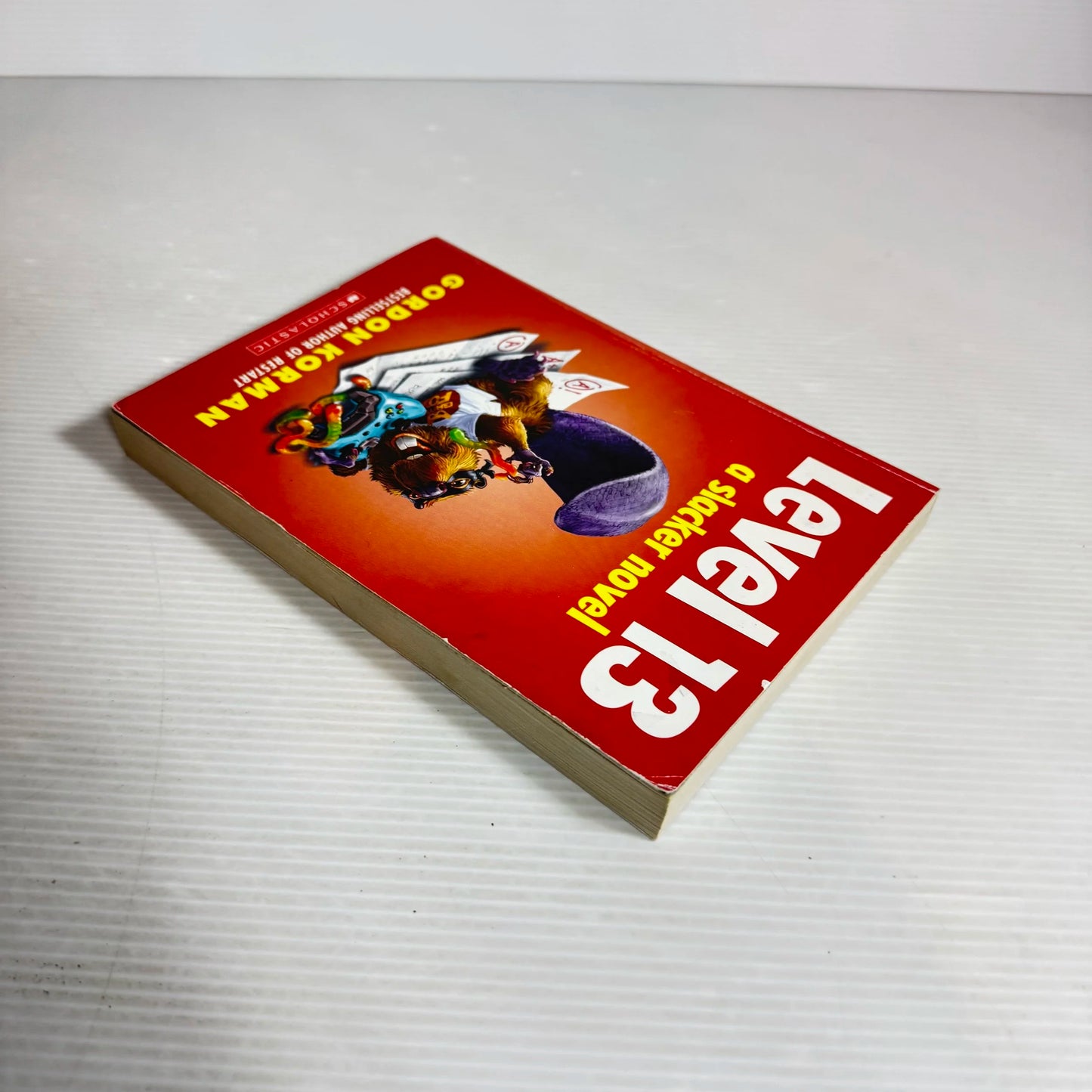 Level 13 A Slacker Novel - Gordon Korman