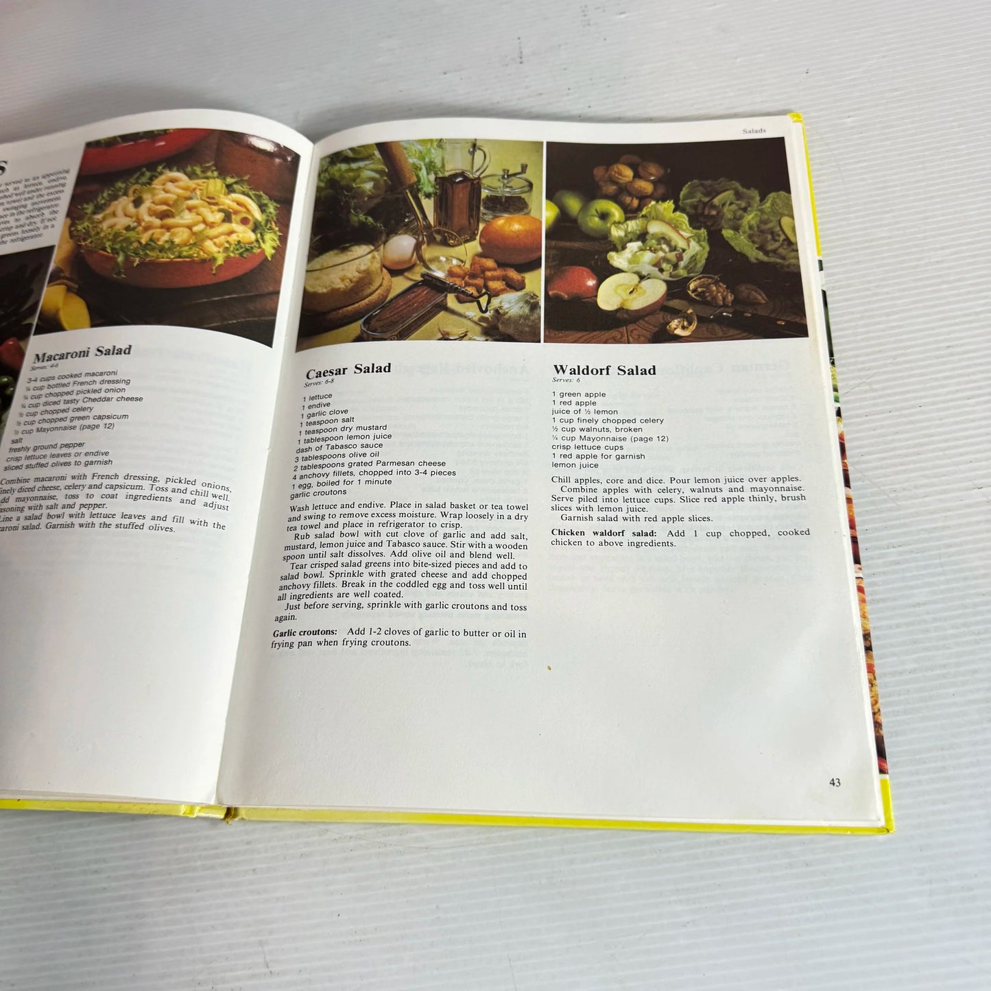 All Colour Cookbook - Compiled by Tess Mallos (Vintage 1977)