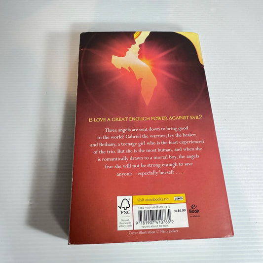 Halo - Alexandra Adornetto