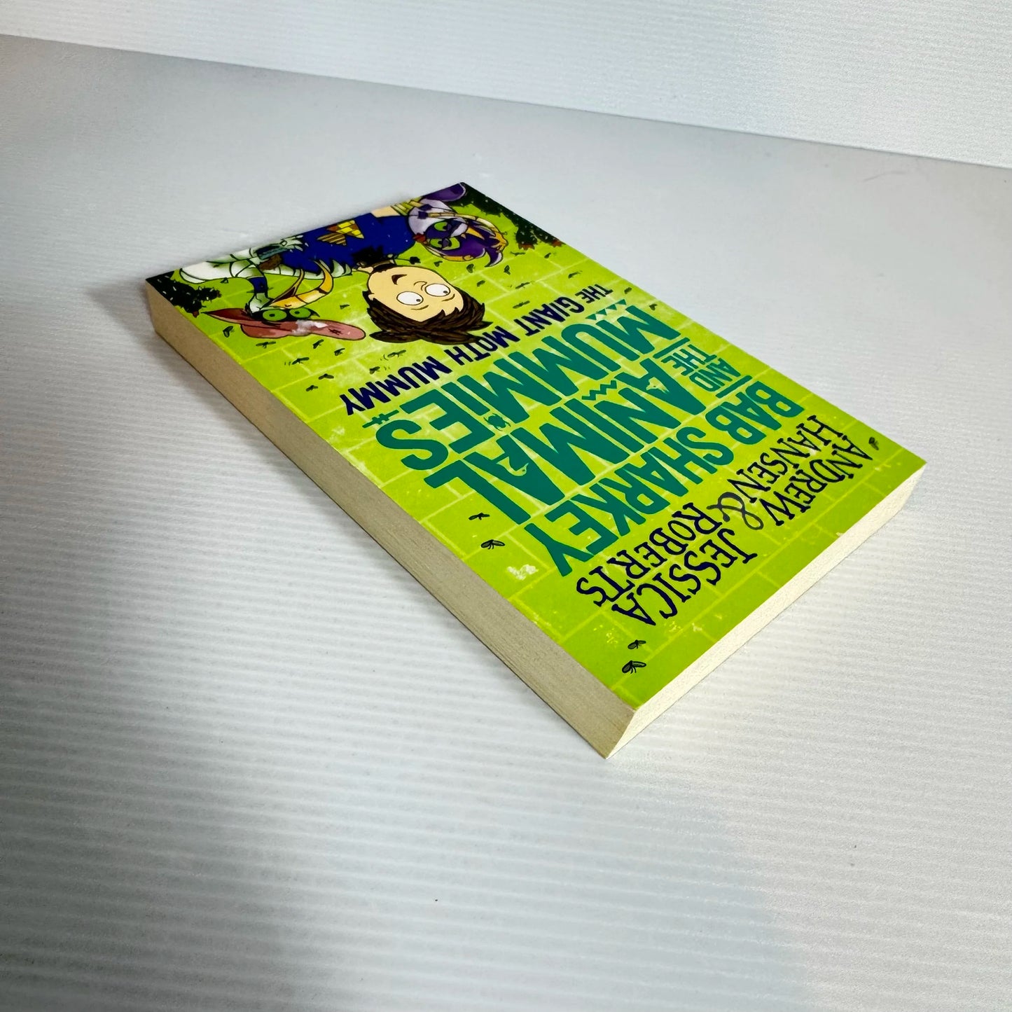 Bab Sharkey and the Animal Mummies : The Giant Moth Mummy by Andrew Hansen & Jessica Roberts