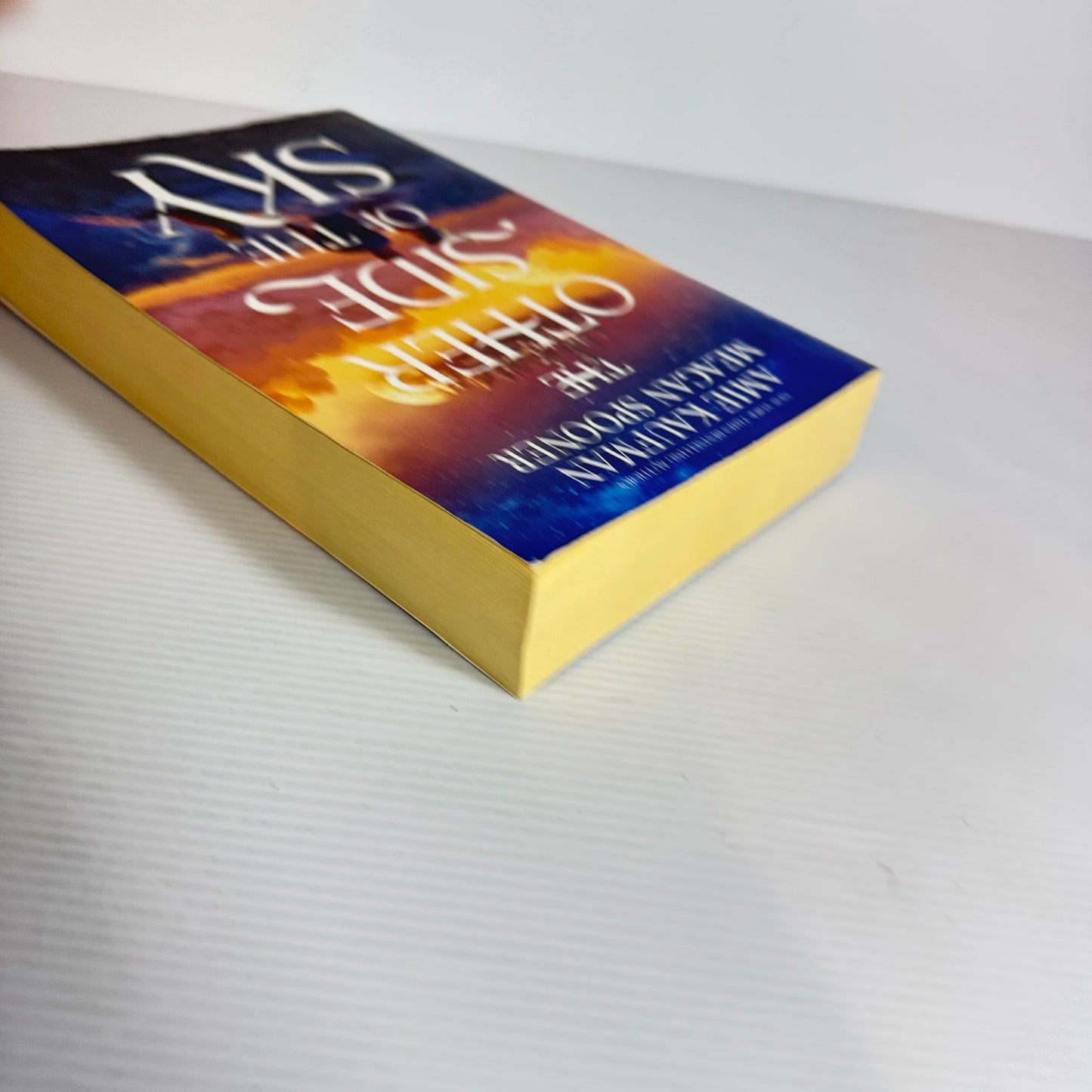 The Other Side Of The Sky - Amie Kaufman & Meagan Spooner