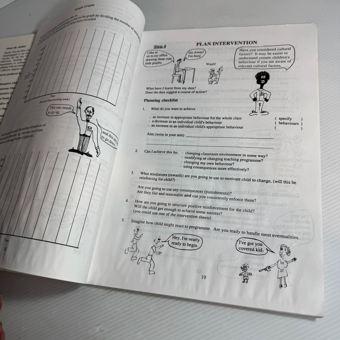 Disruptive Children and How to Manage Their Behaviour : A Life Line for Teachers - Martin Van der Kley (Vintage 1997)