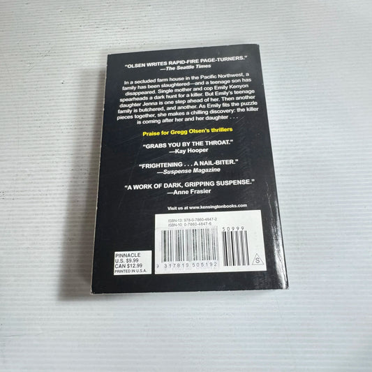 A Cold Dark Place : An Emily Kenyon Thriller - Gregg Olsen