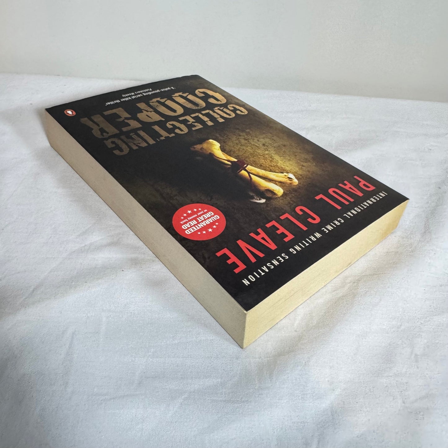 Collecting Cooper - Paul Cleave