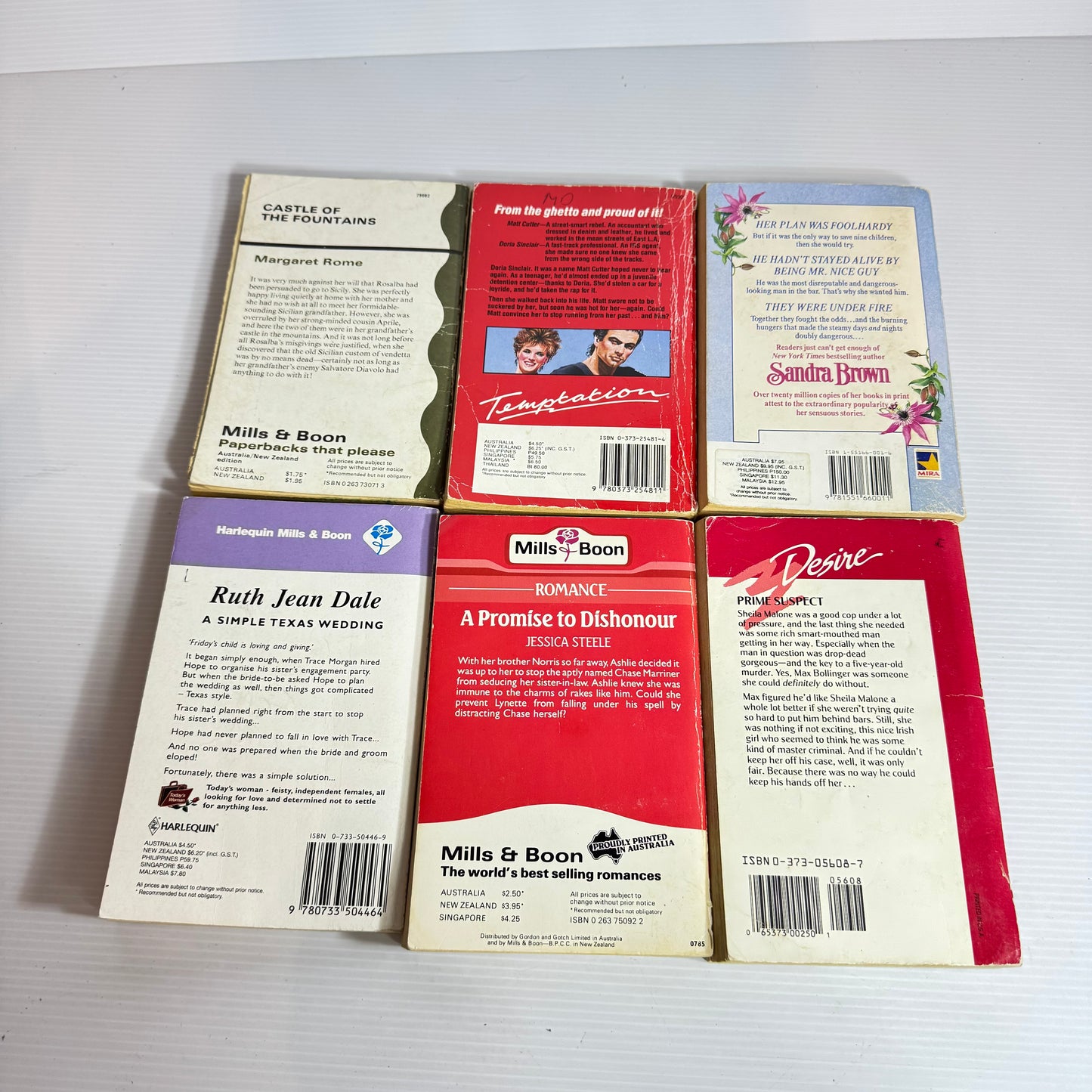 Harlequin and Mills & Boon Mixed Themed Vintage Book Bundle X 6 Books (2392)