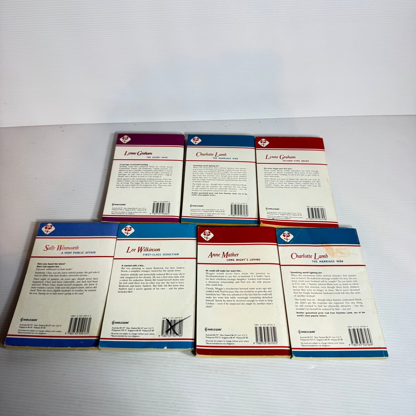 Vintage Mills & Boon Book Bundle x 7 Books (2400)