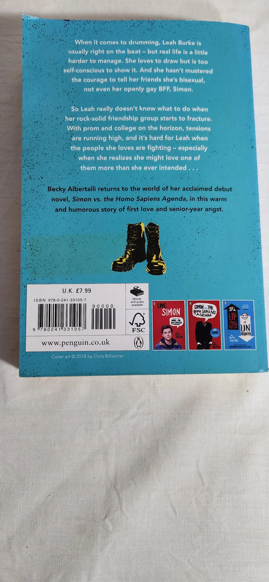 Leah On the Off Beat - Becky Albertalli