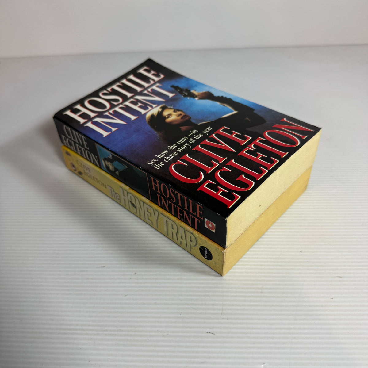 Clive Egleton Bundle x 2 : Hostile Intent & The Honey Trap (3443)