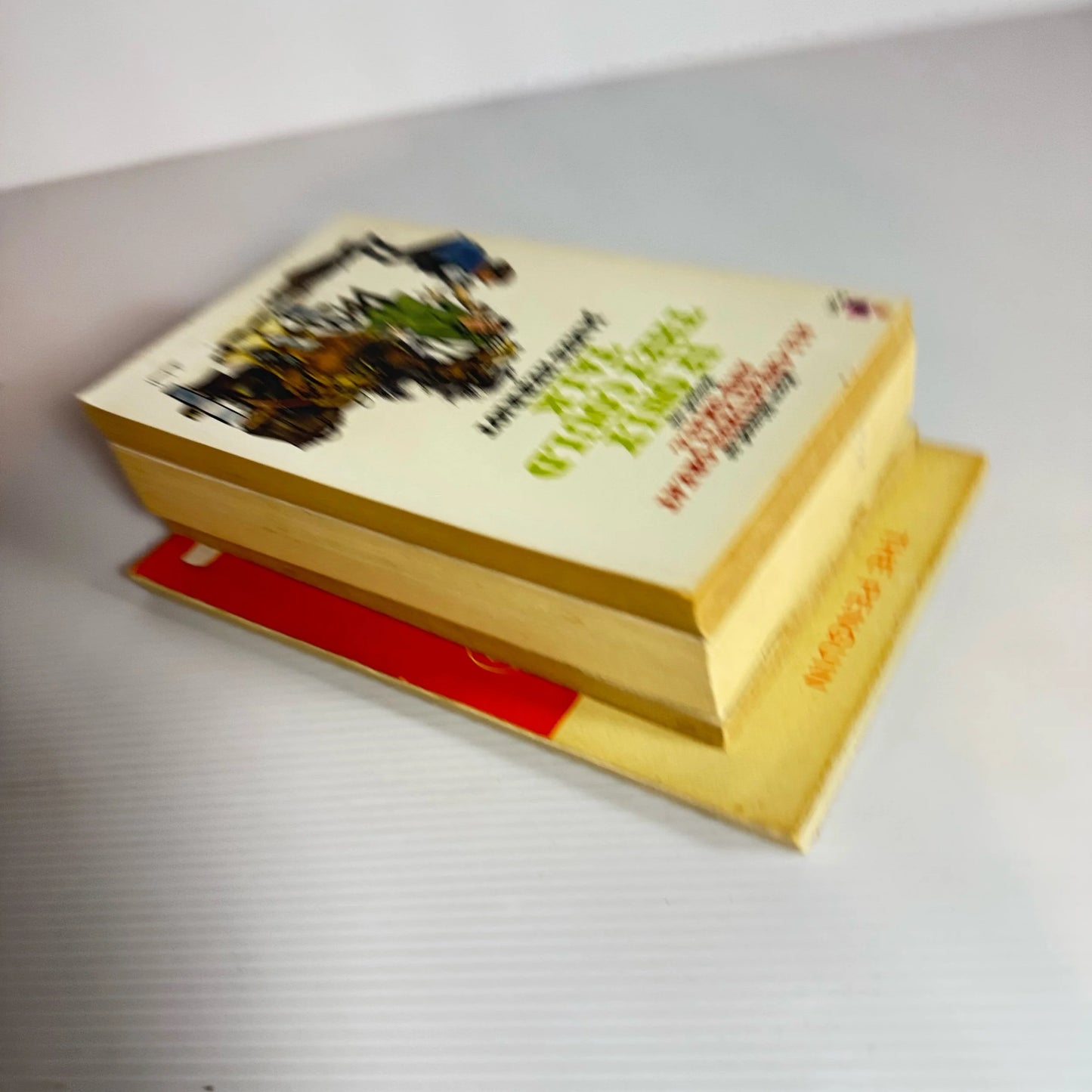 Vintage Humour Book Bundle : 4 Books - Mixed Authors (Vintage 1962 - 1997) (2217)
