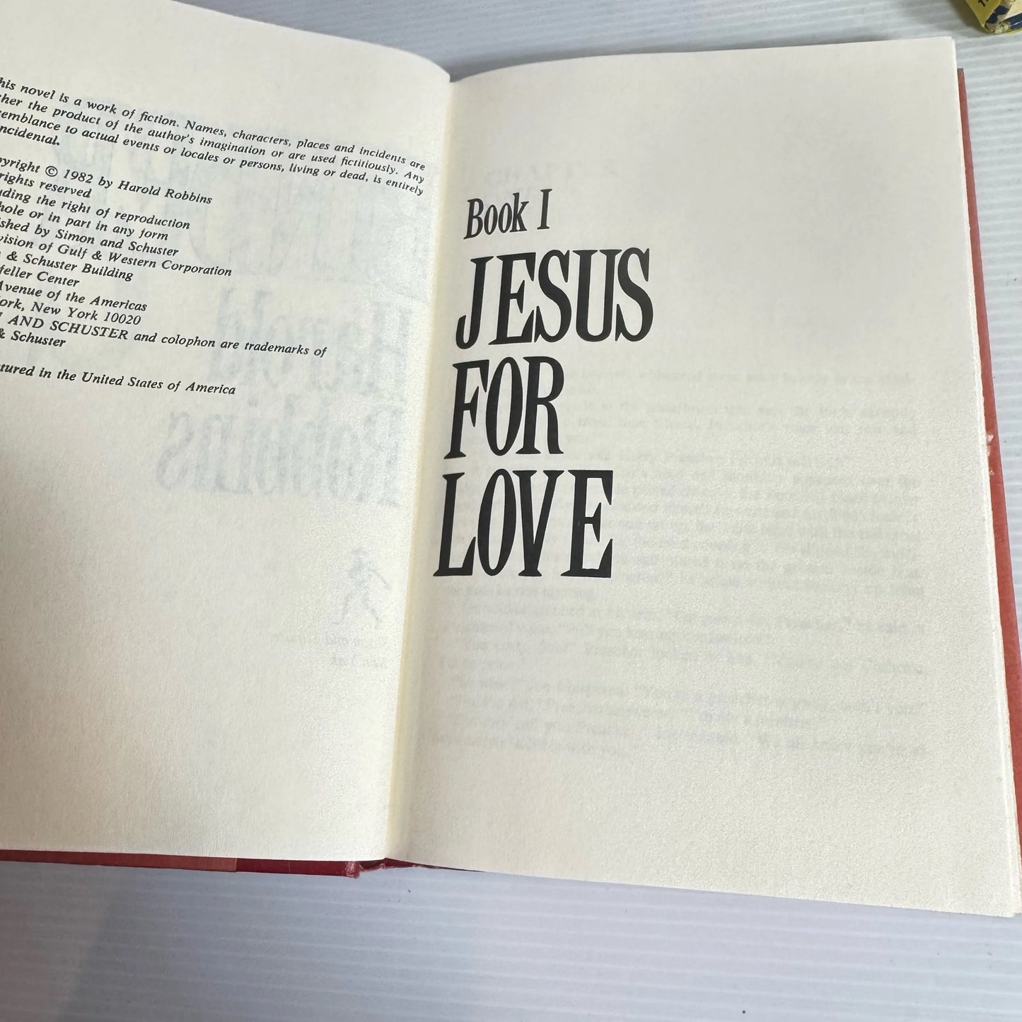 Vintage Crime Thriller Book Bundle x 4 Books : Mixed Authors (Vintage 1960's-1980's) (2260)