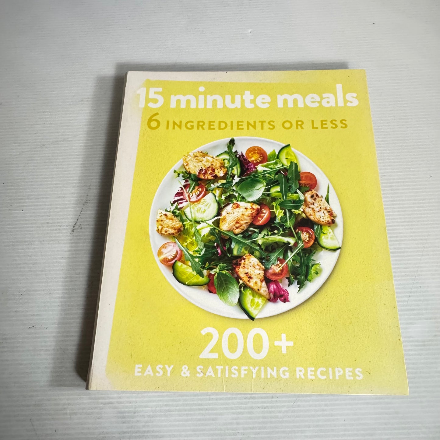 6 Ingredients or Less Cookbook Bundle x 2 : Healthy Family & 15 Minute Meals (2937)