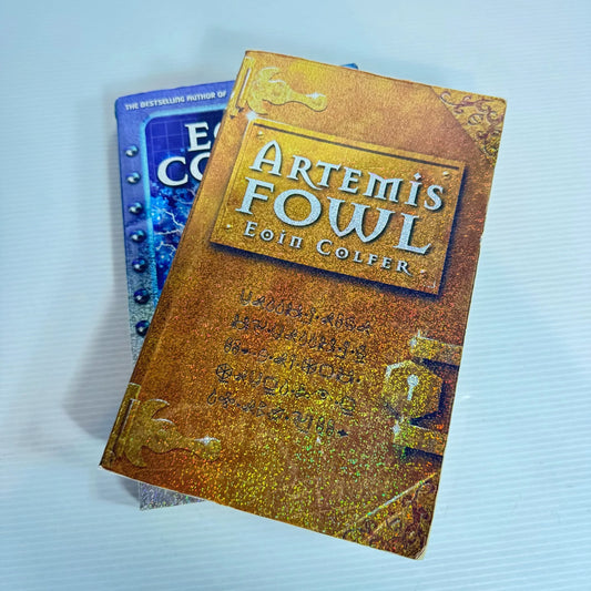 Artemis Fowl Book Bundle x 2 : Artemis Fowl & The Supernaturalist - Eoin Colfer (2343)