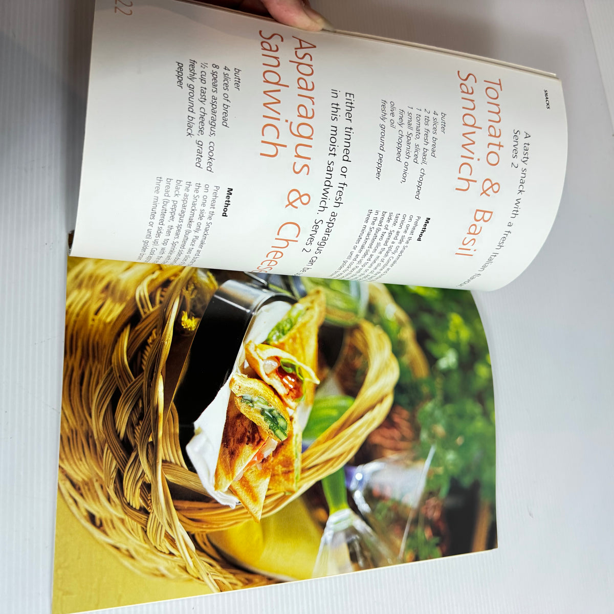 BLT & Toasted Sandwich Cookbook Bundle x 2 : The BLT Cookbook - Michele Anna Jordan & The Toasted Sandwich Book - Brevill(3327)