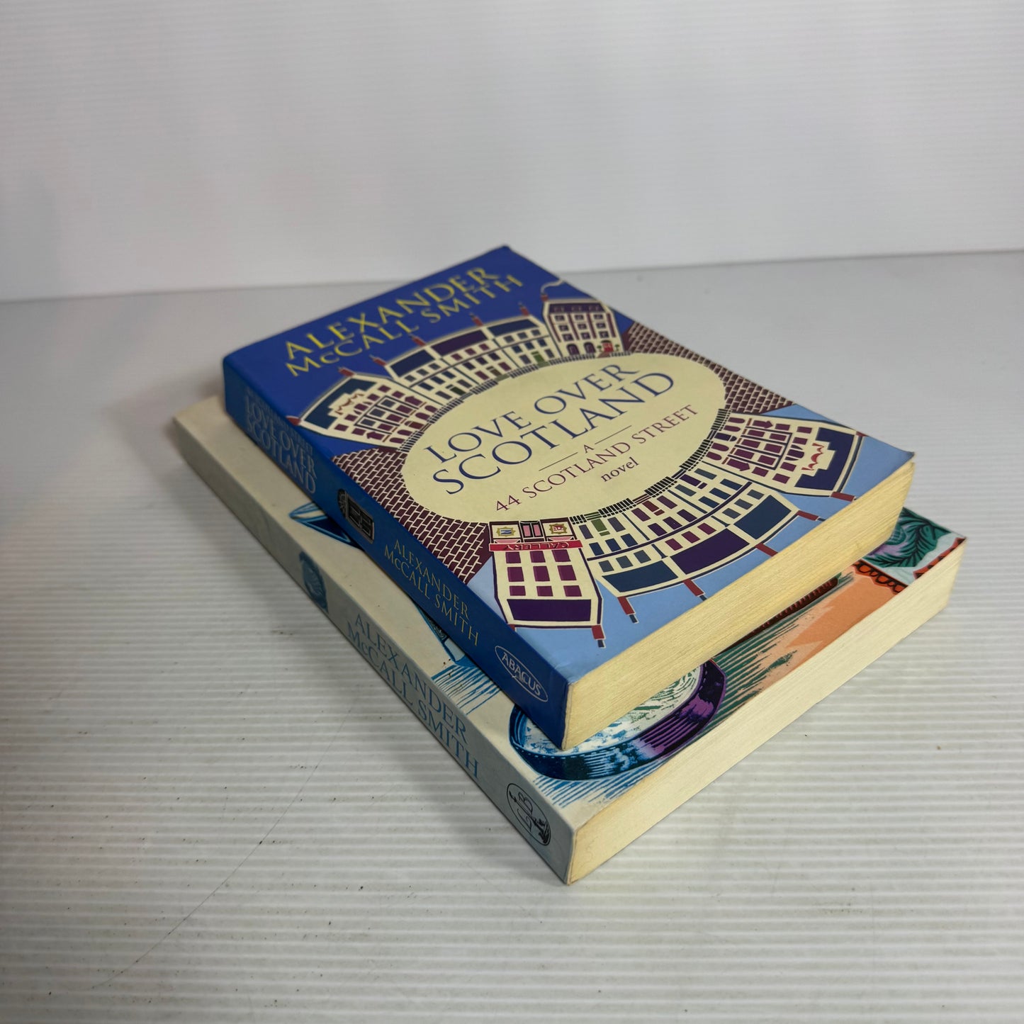 Alexander McCall Smith Book Bundle x 2 : Love Over Scotland & The Sunday Philosophy Club (2831)